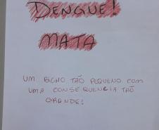 Tutora Liz Kazmirczak Pereira registra atividades desenvolvidas pelo Colégio Estadual Carlos Gomes de Ubiratã