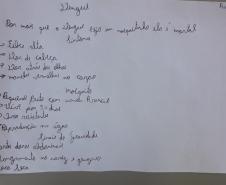 Tutora Liz Kazmirczak Pereira registra atividades desenvolvidas pelo Colégio Estadual Carlos Gomes de Ubiratã