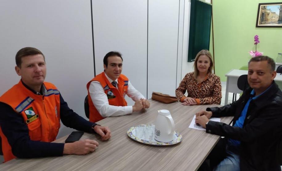 Defesa civil na Escola - visita técnica pedagógica no NRE de Goioerê