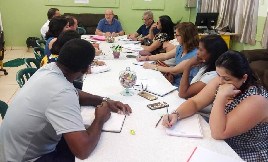Seguindo o cronograma, a Chefia do NRE e equipe visitaram os municípios de Mariluz e Moreira Sales
