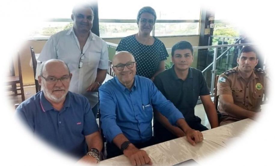 Seguindo o cronograma, a Chefia do NRE e equipe visitaram os municípios de Mariluz e Moreira Sales