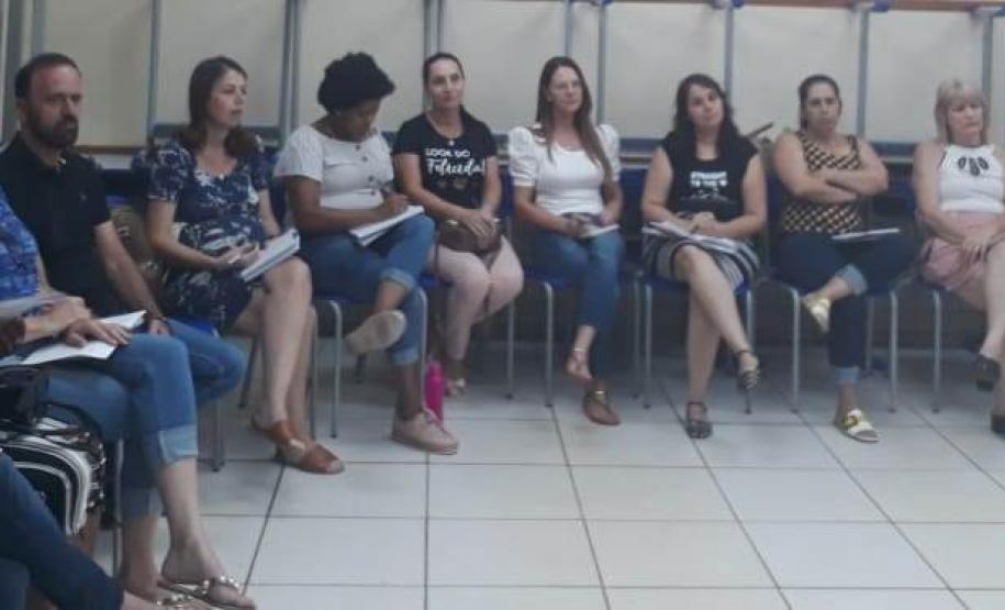 Chefia do Núcleo Regional de Educação e equipe encerram a jornada de reuniões dessa semana Chefia do Núcleo Regional de Educação e equipe encerram a jornada de reuniões dessa semana