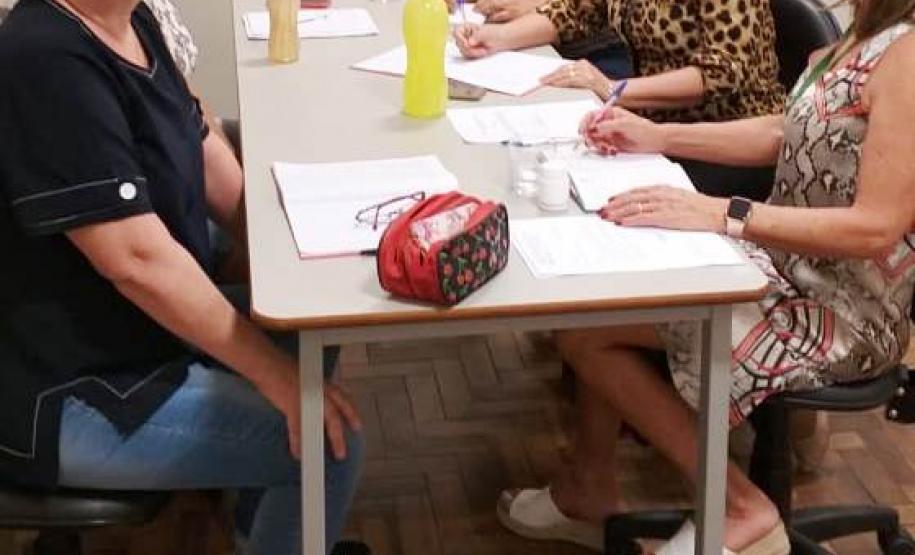 Reunião na Escola Estadual Moreira Sales sobre alunos com necessidades educacionais especiais Reunião na Escola Estadual Moreira Sales sobre alunos com necessidades educacionais especiais