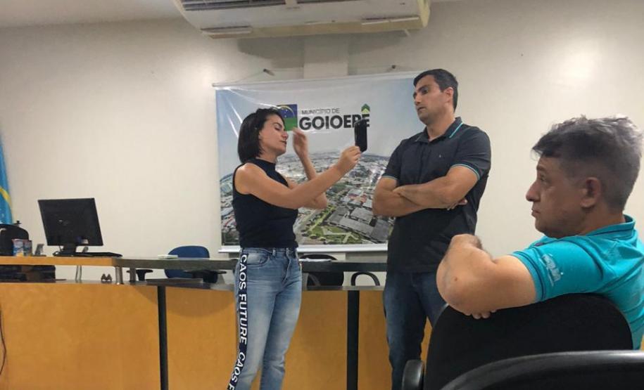 Reunião com vigilância sanitária - Plano de Contingência contra a dengue Reunião com vigilância sanitária - Plano de Contingência contra a dengue