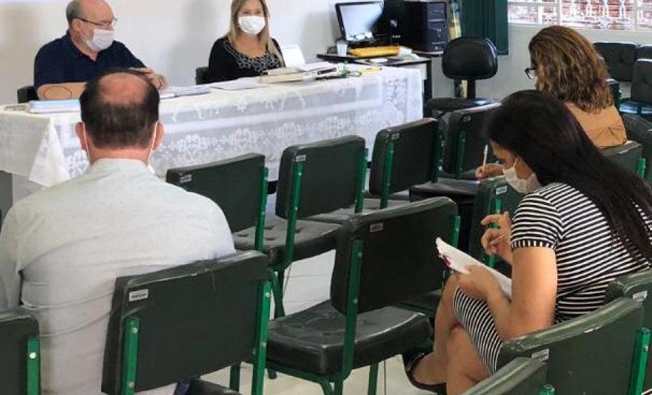 AÇÕES DA CHEFIA E EQUIPE DO NÚCLEO REGIONAL DE EDUCAÇÃO DE GOIOERÊ NA SEMANA DE 13 A 17 DE ABRIL