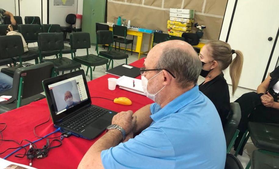 NRE de Goioerê, promoveu uma reunião com as Equipes Gestoras das Escolas Estaduais deste NRE por meio do Google Meet.