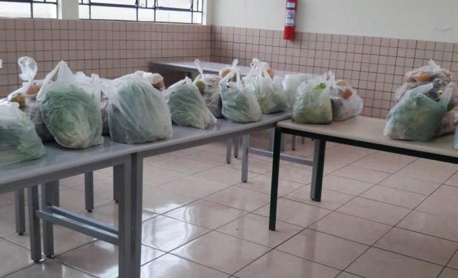 5.ª Distribuição dos Kits da Merenda Escolar e o Programa Leite das Crianças