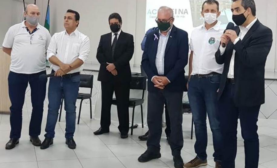 Assinatura de ordens de serviços e vistoria em projetos do Governo do Paraná na cidade de Goioerê