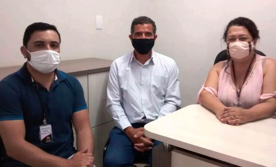 Reunião com representante do Conselho Tutelar e secretaria de educação de Ubiratã Reunião com representante do Conselho Tutelar e secretaria de educação de Ubiratã