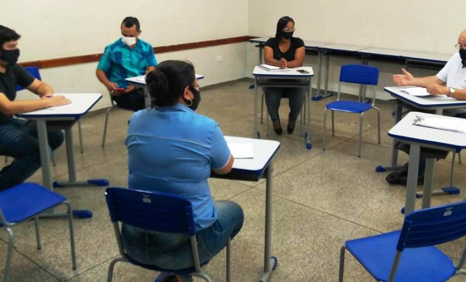 Reuniões com os Secretários Municipais da Educação e com os diretores das 31 escolas estaduais