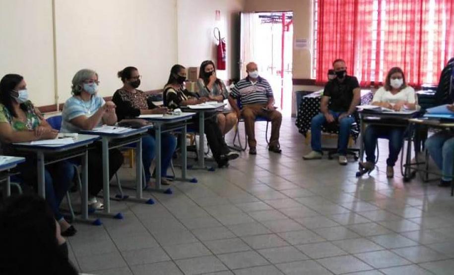 Reuniões com os Secretários Municipais da Educação e com os diretores das 31 escolas estaduais