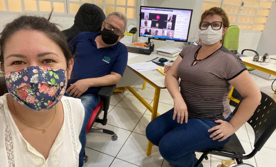 Equipe Financeira do Núcleo Regional de Educação de Goioerê participa de um Google Meet com a equipe do PDDE/SEED Equipe Financeira do Núcleo Regional de Educação de Goioerê participa de um Google Meet com a equipe do PDDE/SEED