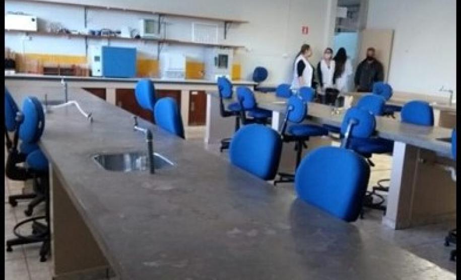 Alunos do curso de Ciências Biológicas do Polo UAB realizam estágio supervisionado no Premen I.